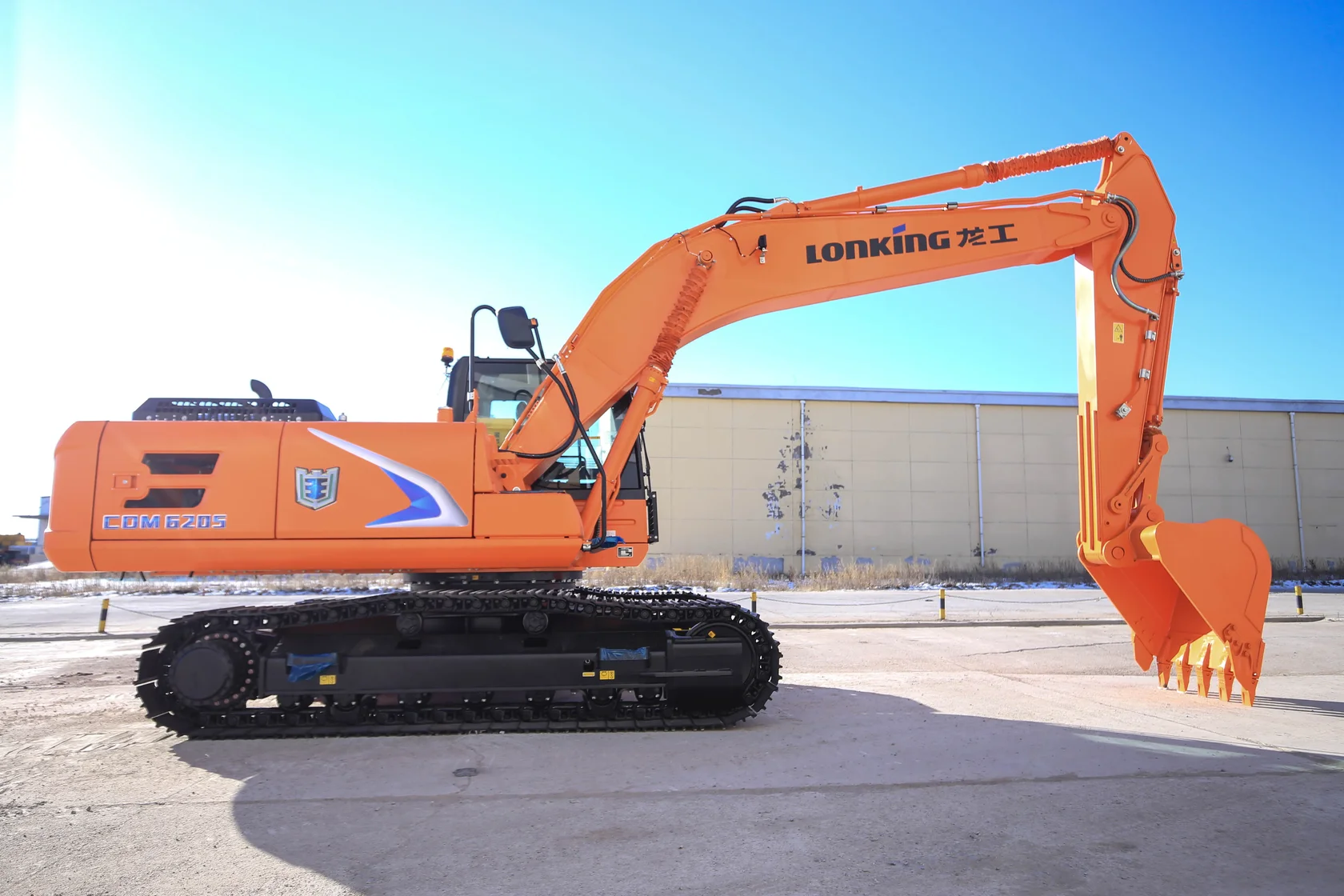 Гусеничный экскаватор LONKING CDM 6205