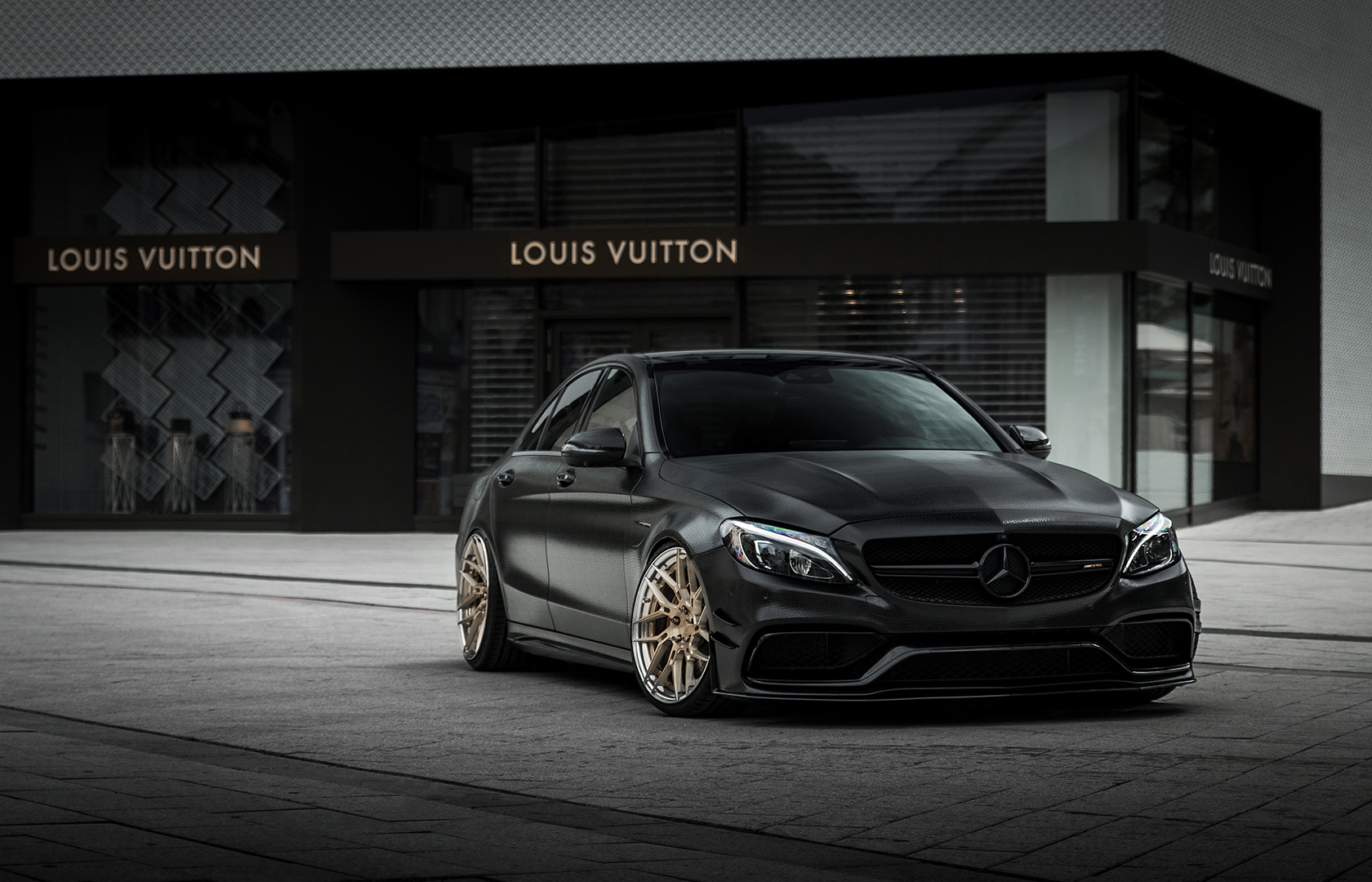 C63 AMG Night