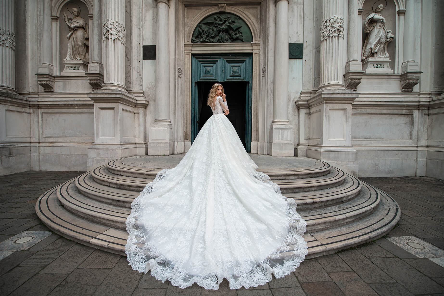 Wedding dress Model 2207 - BRILLIANCE OF BRIDE 2018 - Maria Anette.