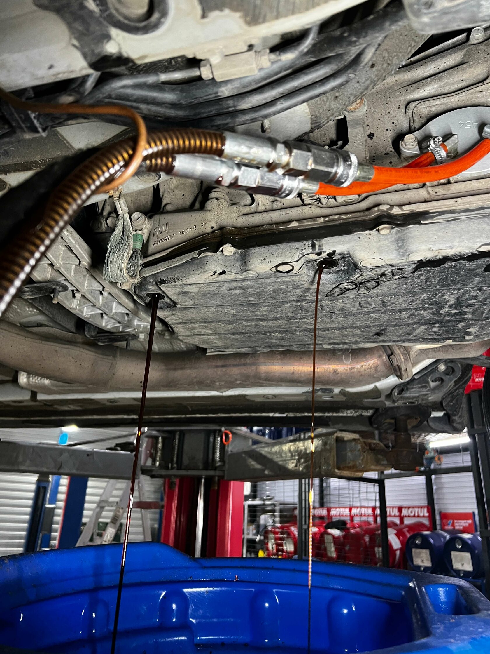 Слив старого масла из АКПП