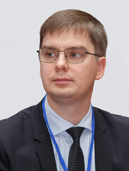 Евгений Колесов