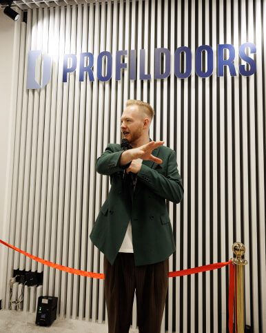 ведущие красноярск, ведущий красноярск, топ 15 ведущий красноярск, топ ведущих красноярск, ивент красноярск, event красноярск, эвент или ивент красноярск, организация эксклюзивных корпоративов, корпоратив красноярск, ведущий на корпоратив красноярск, проведение корпоративов красноярск, банкетный зал для корпоратива красноярск