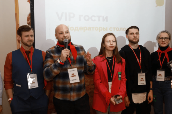 Как не выглядеть отчаявшимся при знакомстве: уверенность без напряжения
