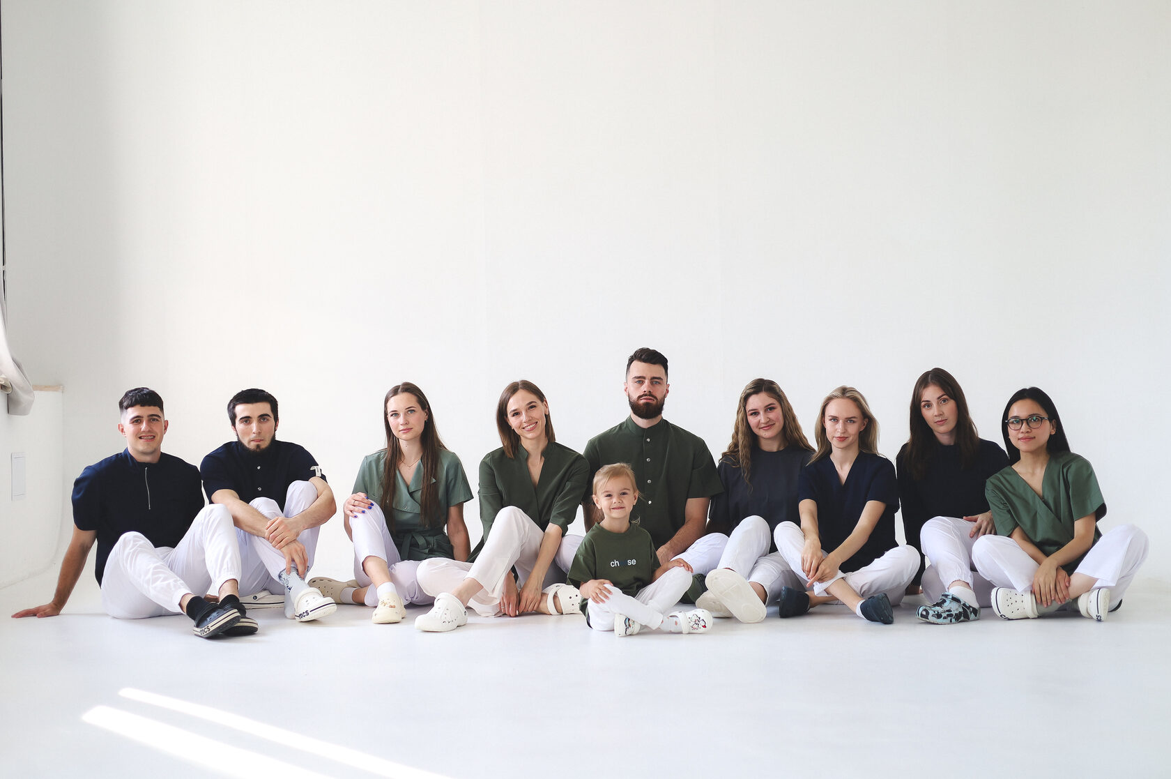 Фотография команды Cheese Clinic с сайта клиники