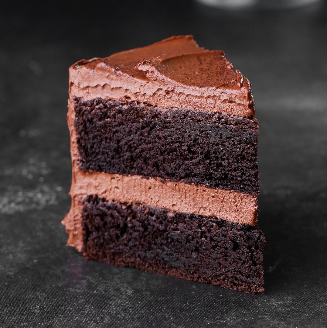 HOW TO MAKE THE DEVIL'S FOOD CAKE