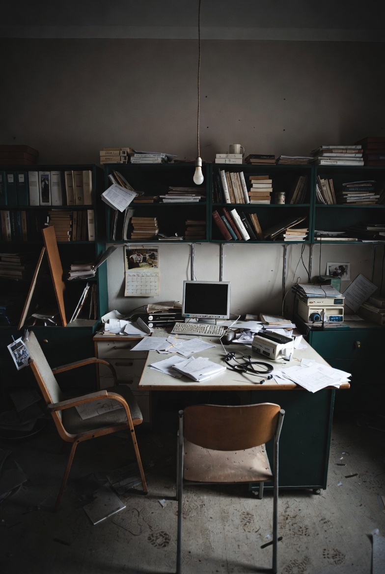 специалисты выгорают и покидают рабочее место 