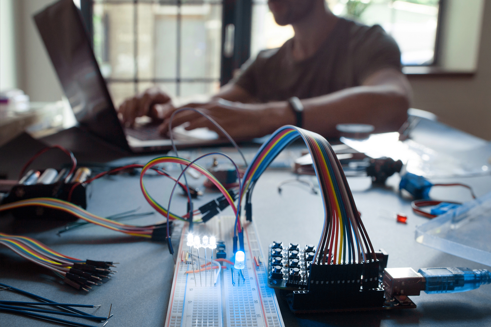 ЛАБОРАТОРИЯ ЭЛЕКТРОНИКИ - ИНФОРИОН - российский системный интегратор