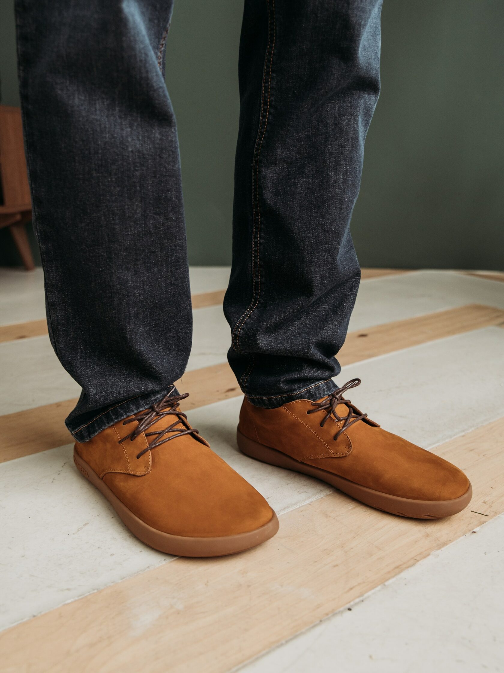 Комферсы - удобная минималистичная обувь с широким носком.