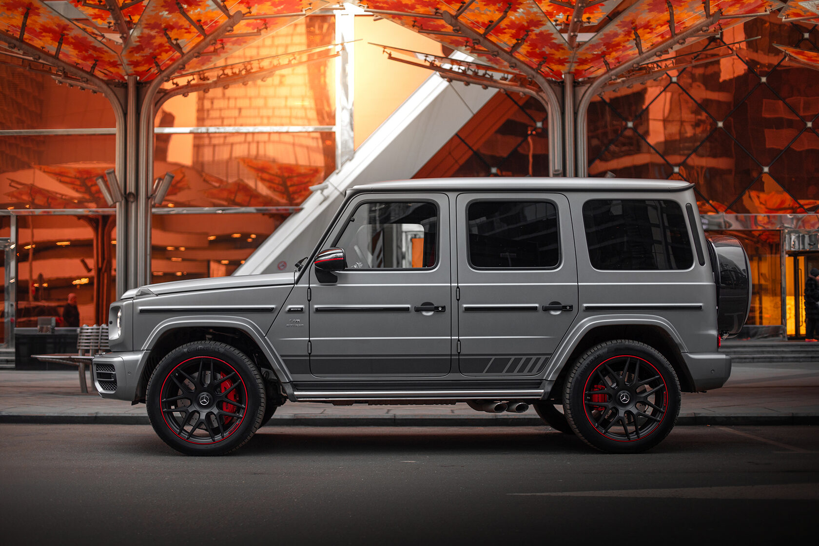 Mercedes g63 AMG серый