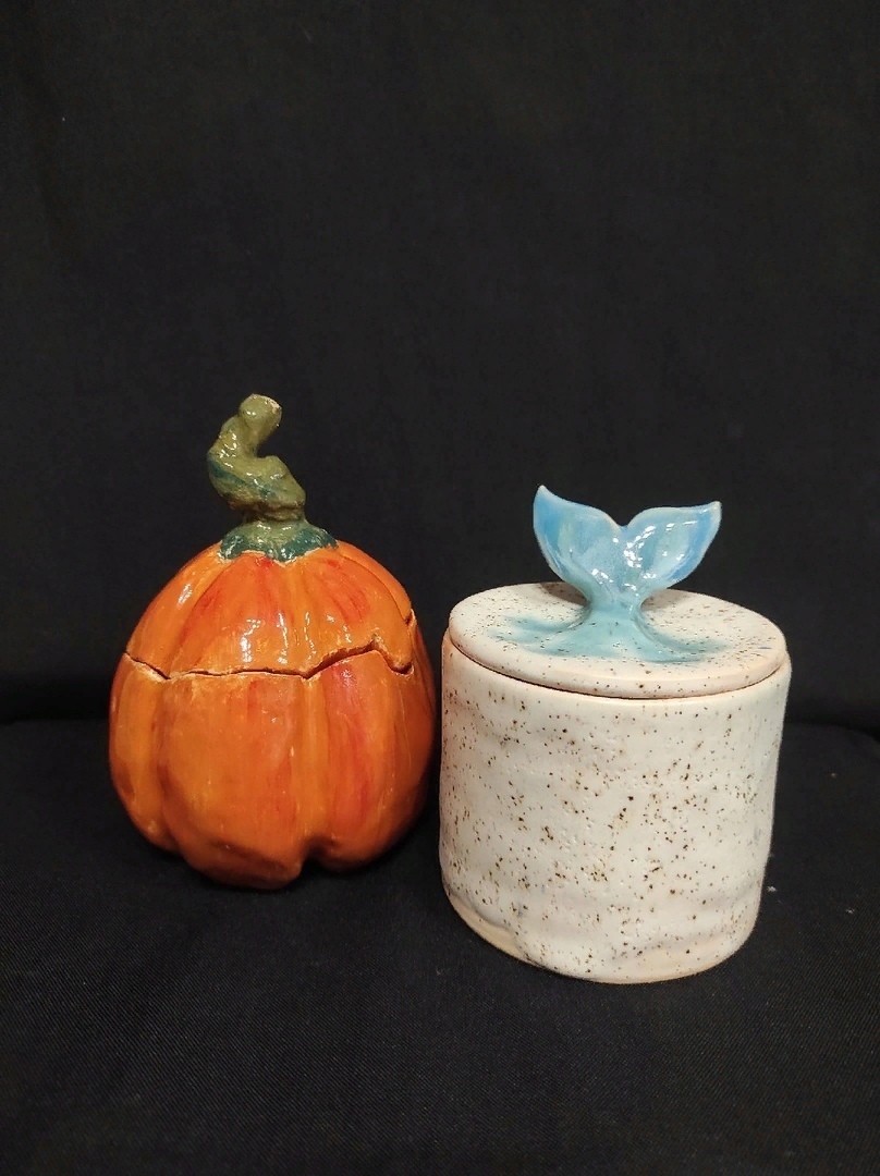DIY clay spice jars, functional ceramic set for beginner pottery making Toronto