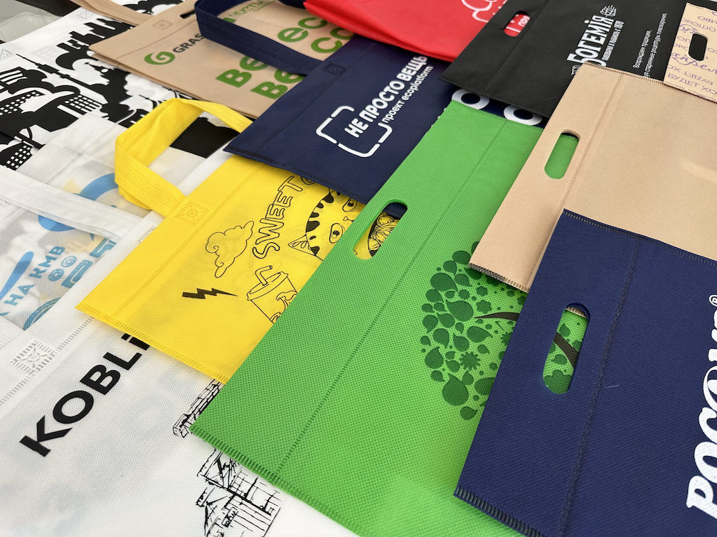 UKKER | Производитель сумок из спанбонда