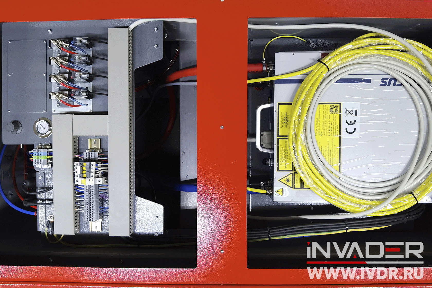 Лазерный источник и электрокомпоненты станка лазерной резки INVADER
