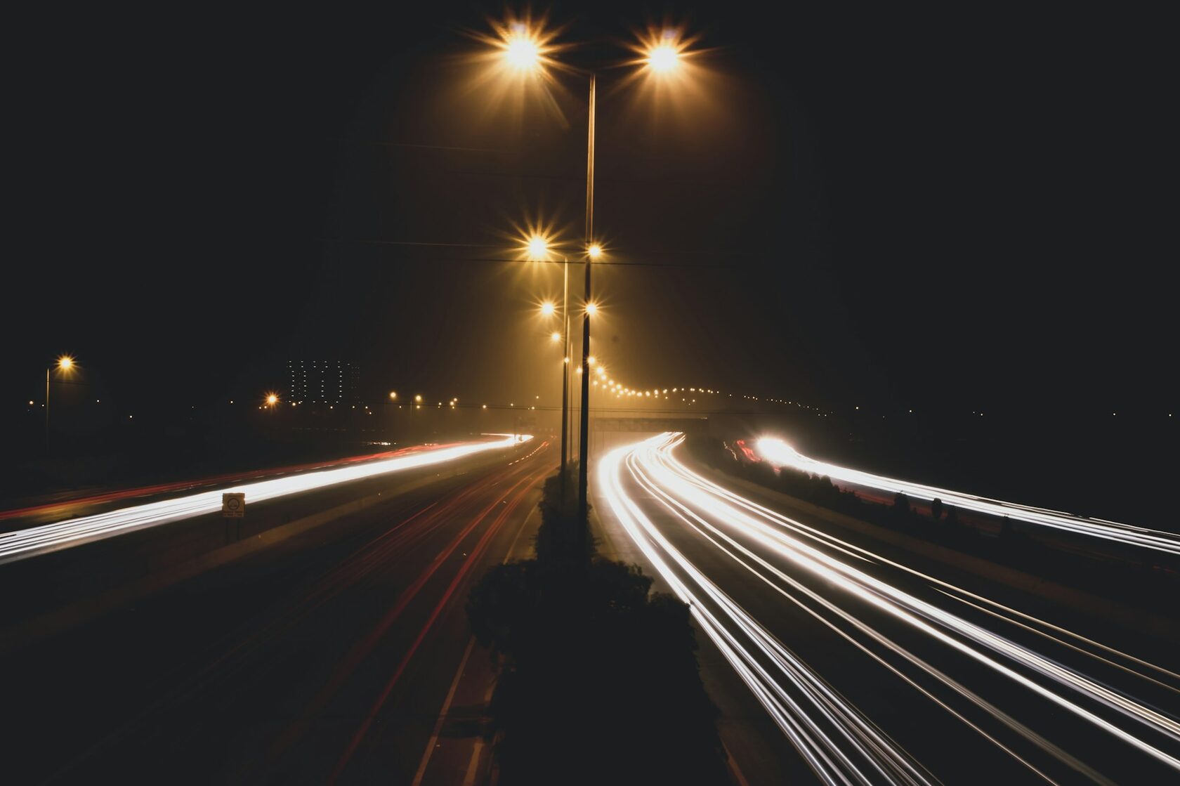 Умная опора освещения Smart Pole IoT