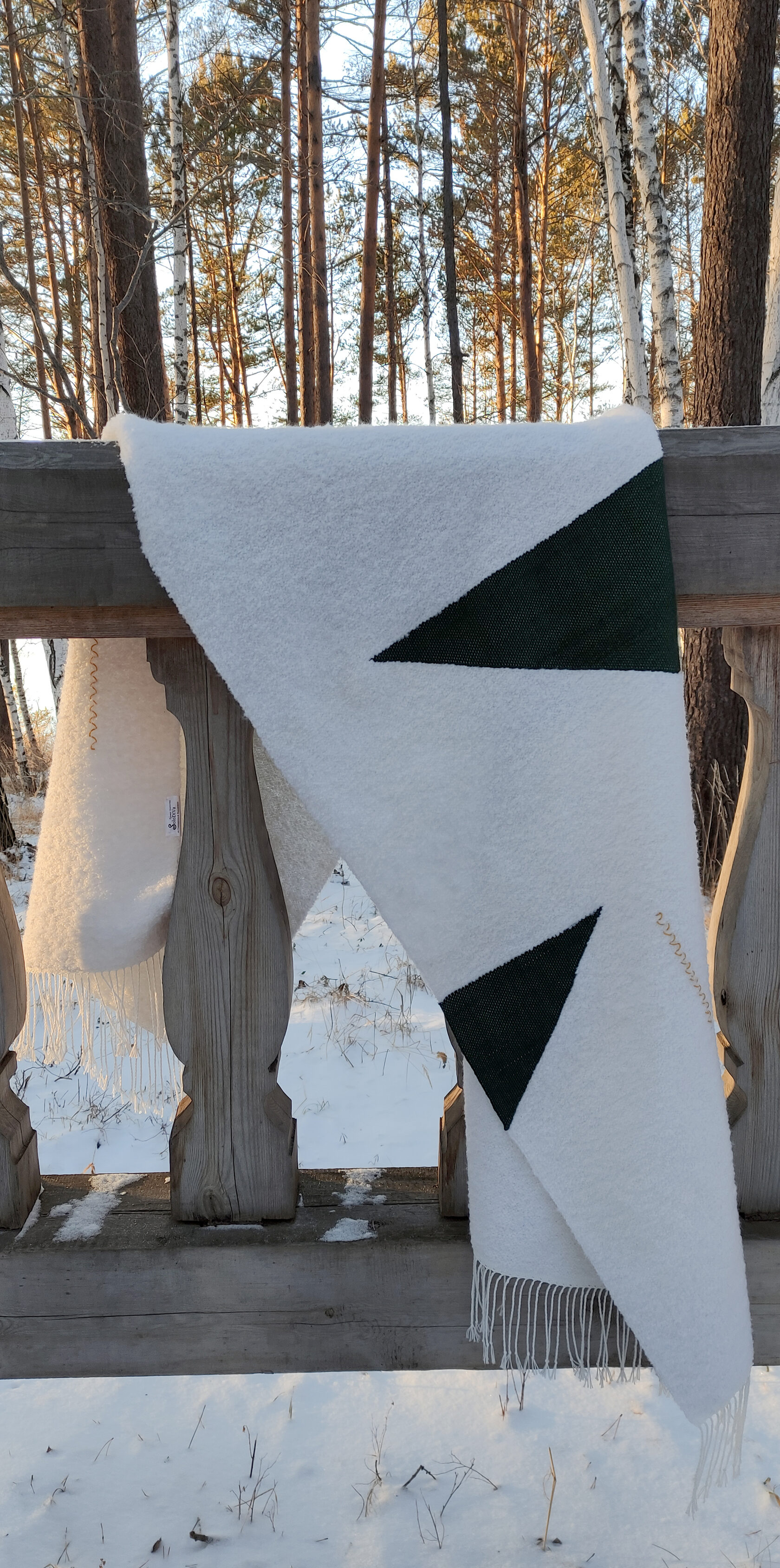 Палантин ручного ткачества с берегов Байкала