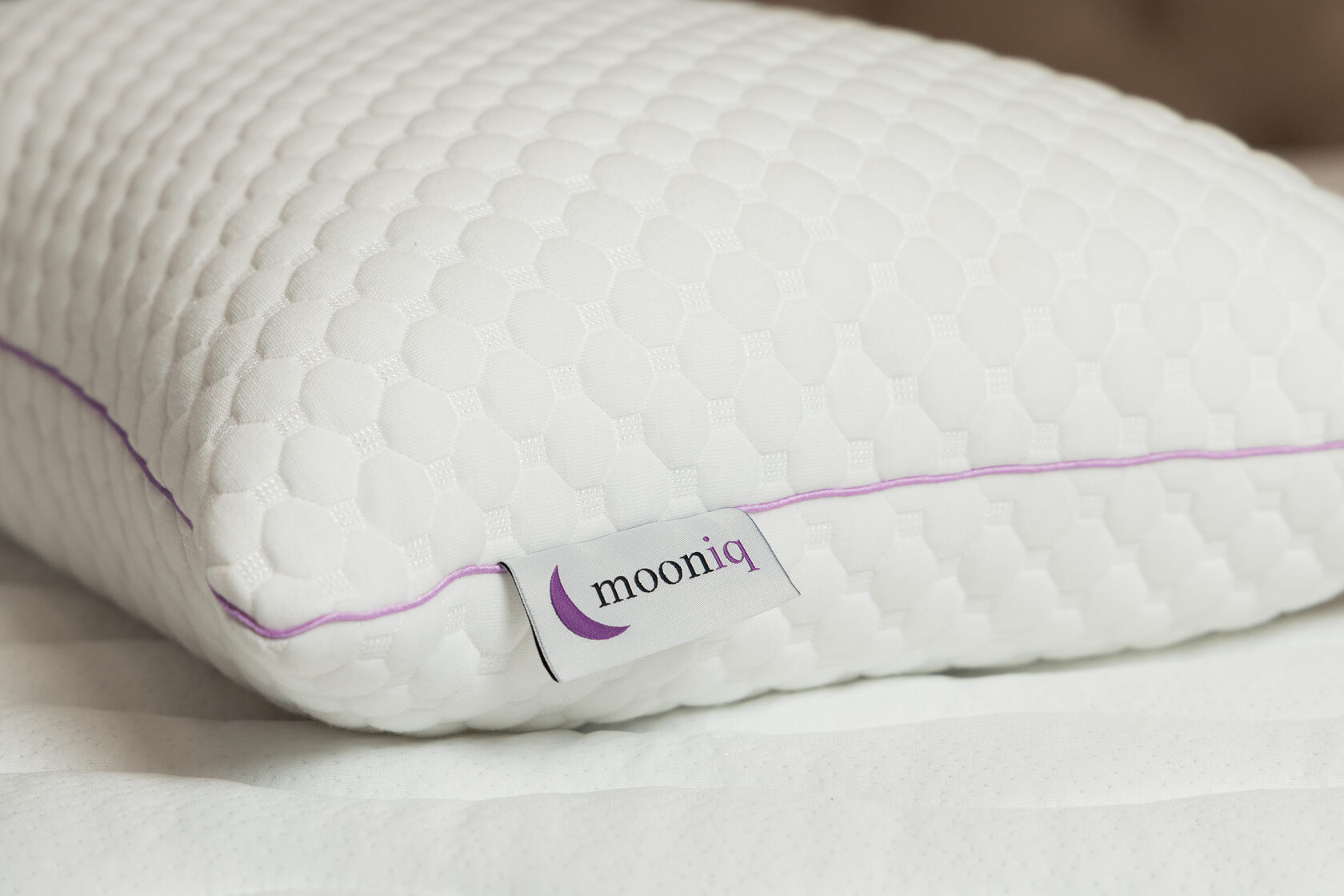 Подушка купить кемерово. Матрас Dream Smart Pillow 1800 2000. Двухкамерная подушка. Гранулированный латекс в подушке. Умная подушка.
