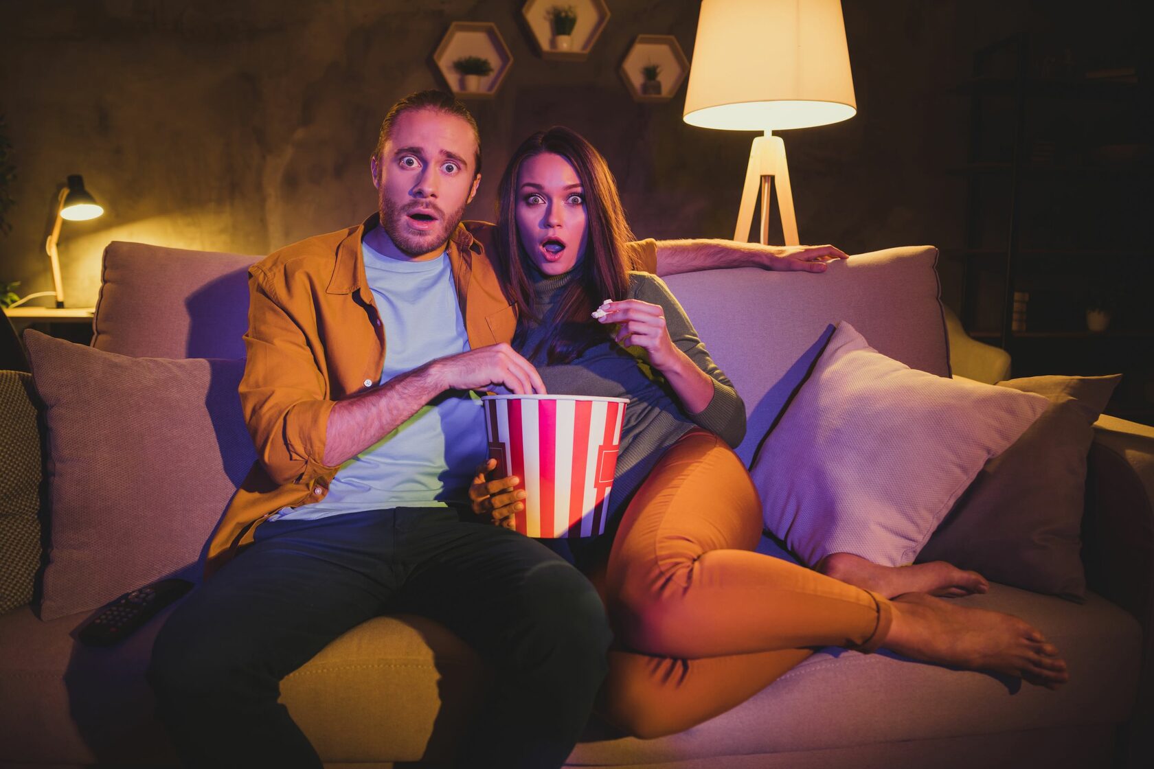 How to set up lighting for optimal TV watching?