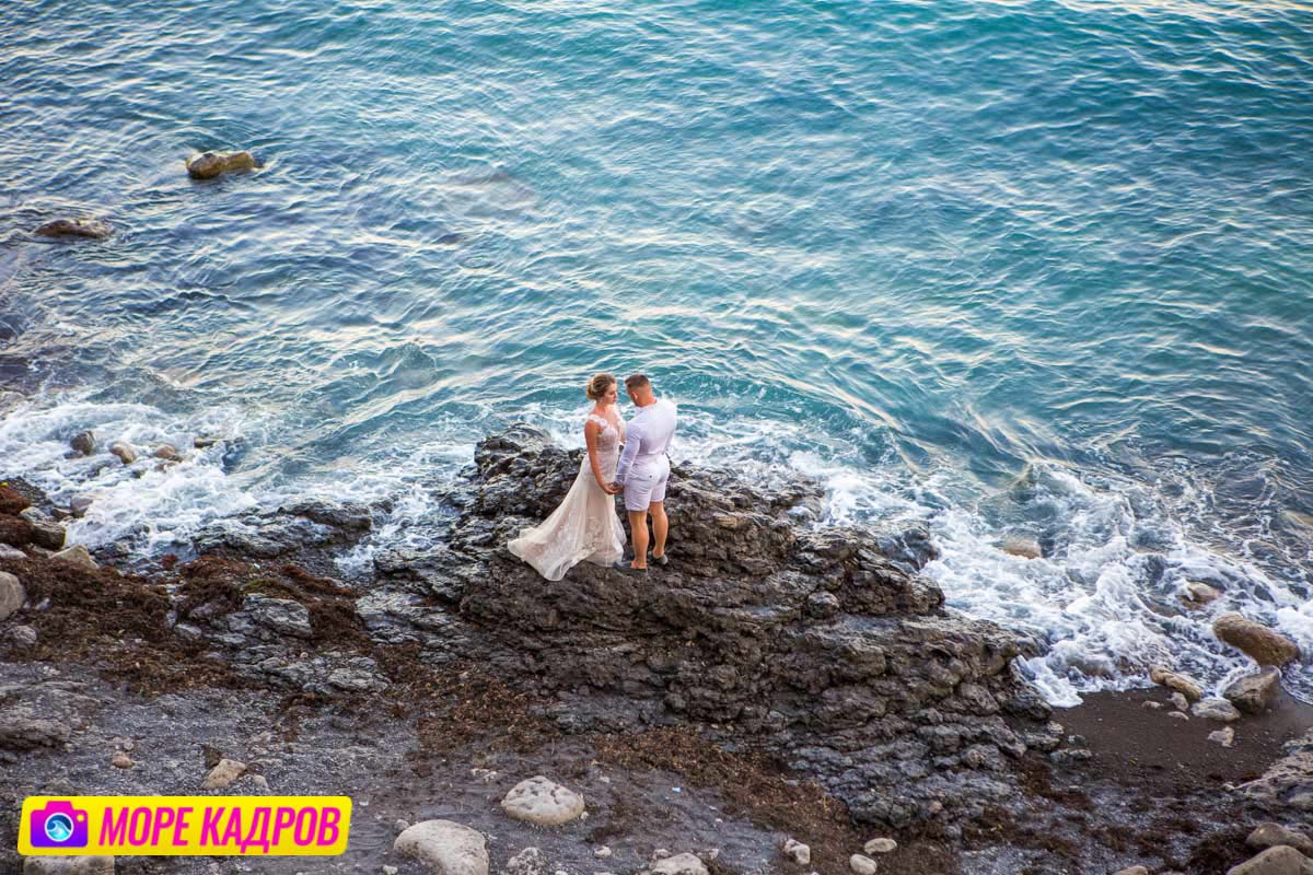 свадебная фотосессия на тропе Голицына в Новом свете, фотограф Судак