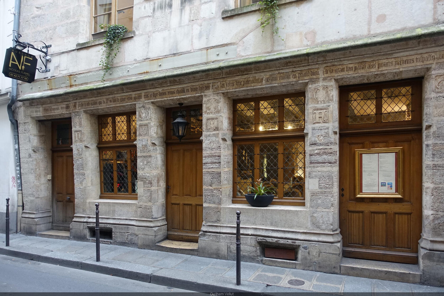 Ресторан Николя Фламеля в Париже