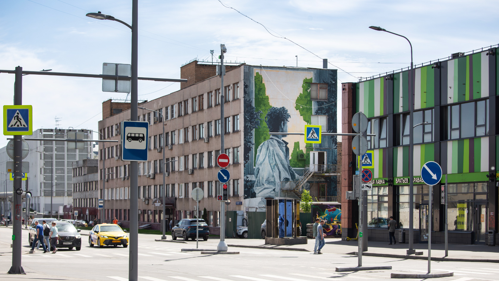 Освещение улиц вокруг МЦД Перово в Москве