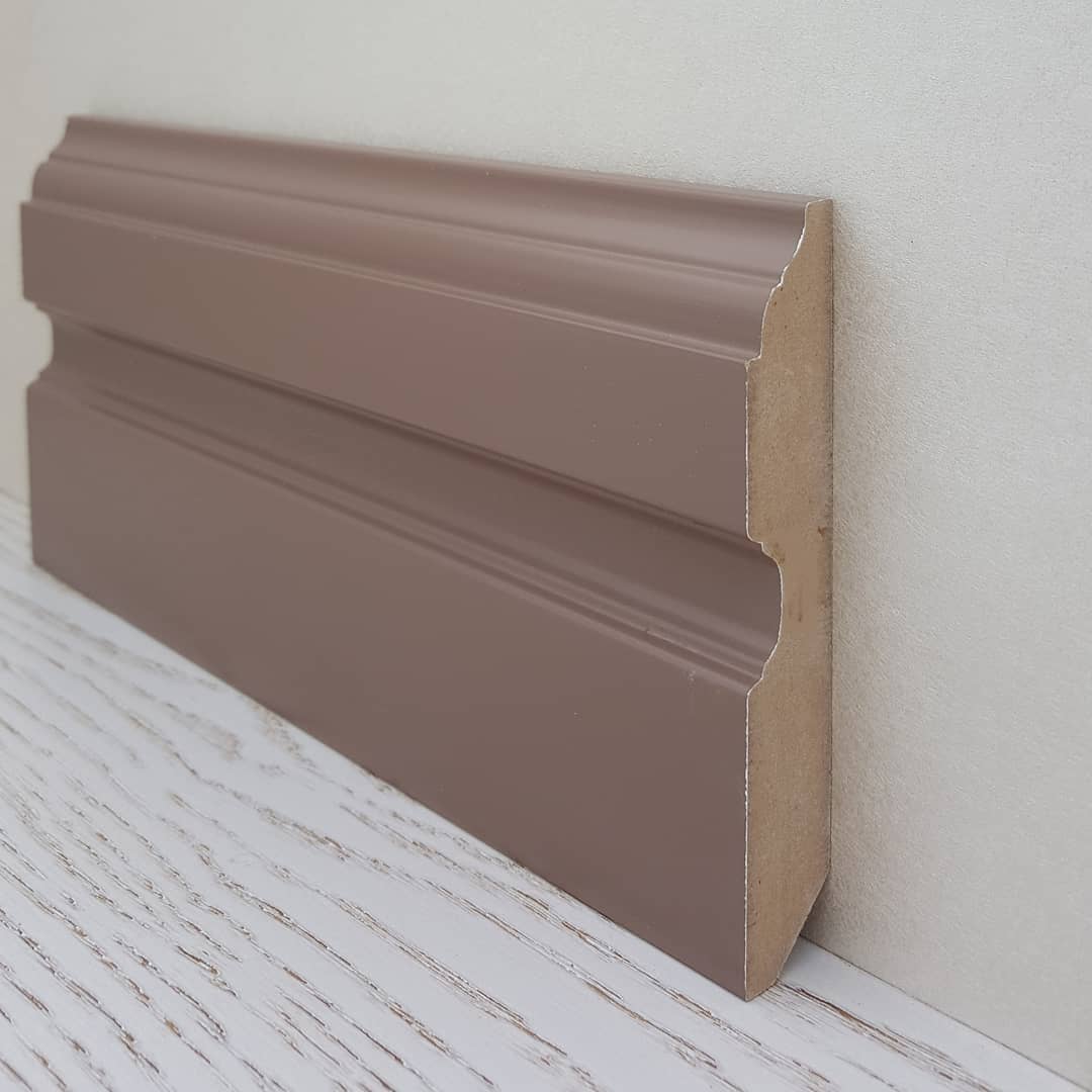 Модерн плинтус из МДФ, окрашенный для современных стилей интерьерного дизайна