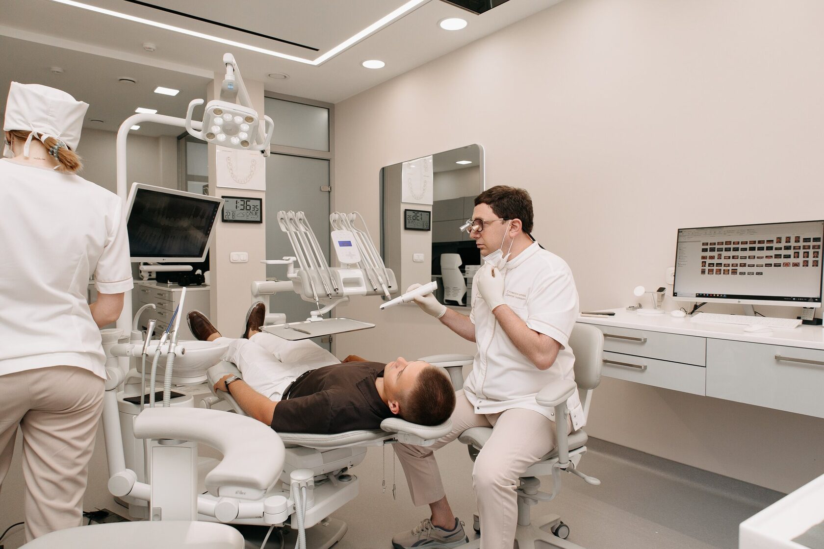 Виниры: улыбка, спланированная до деталей — MEDICUS