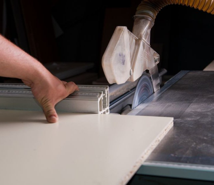 Центр форматно-раскроечный с чпу kdt ks- 832c. Распил в самаре. Кромление лдсп кромкой пвх. Kdt 832c. Распил лдсп.