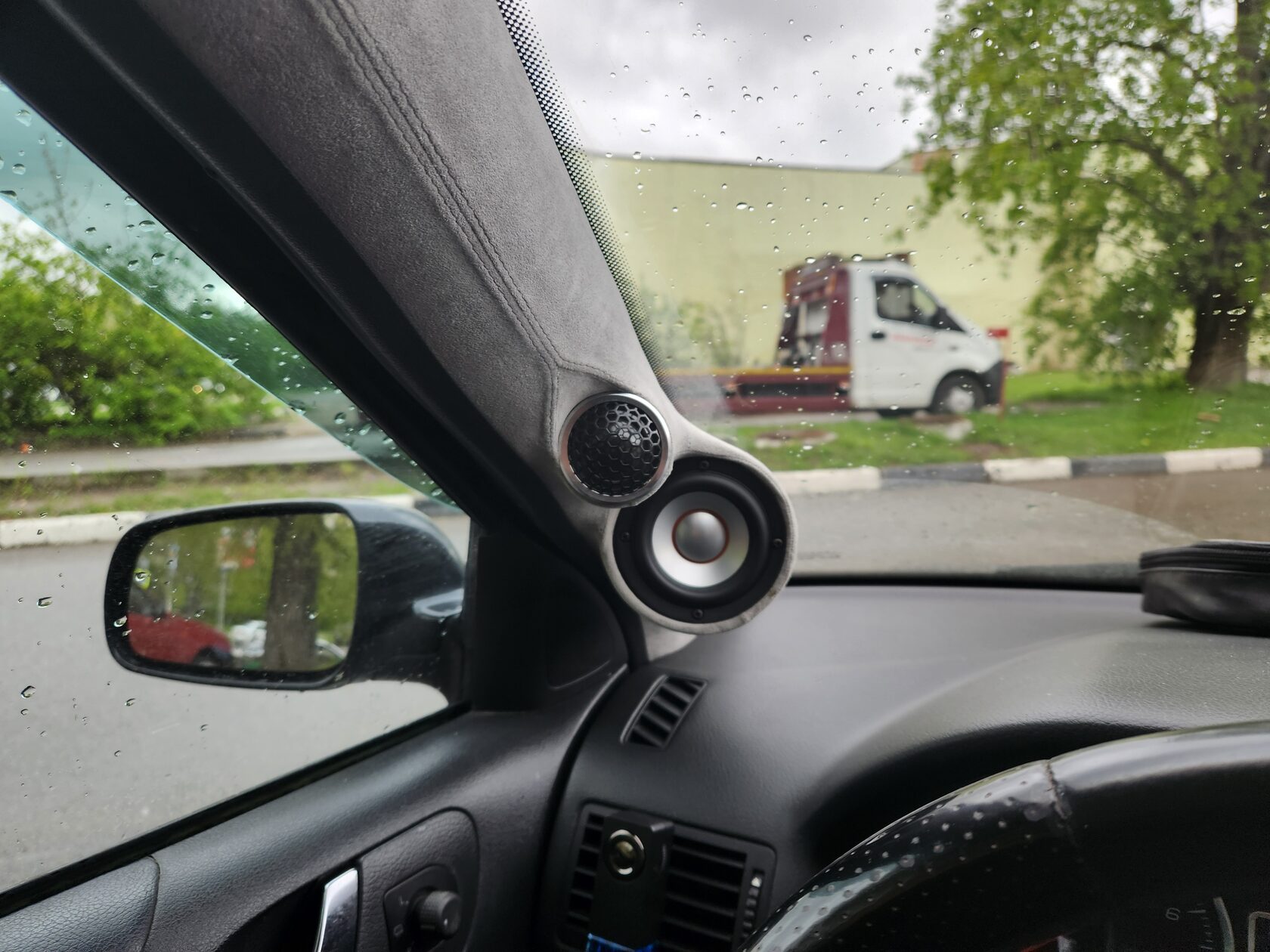 skoda octavia tour автозвук