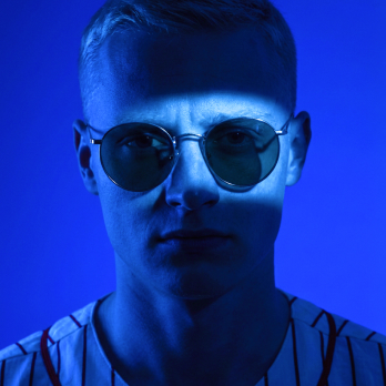 Дима Рожков (airccs) – UI/UX design