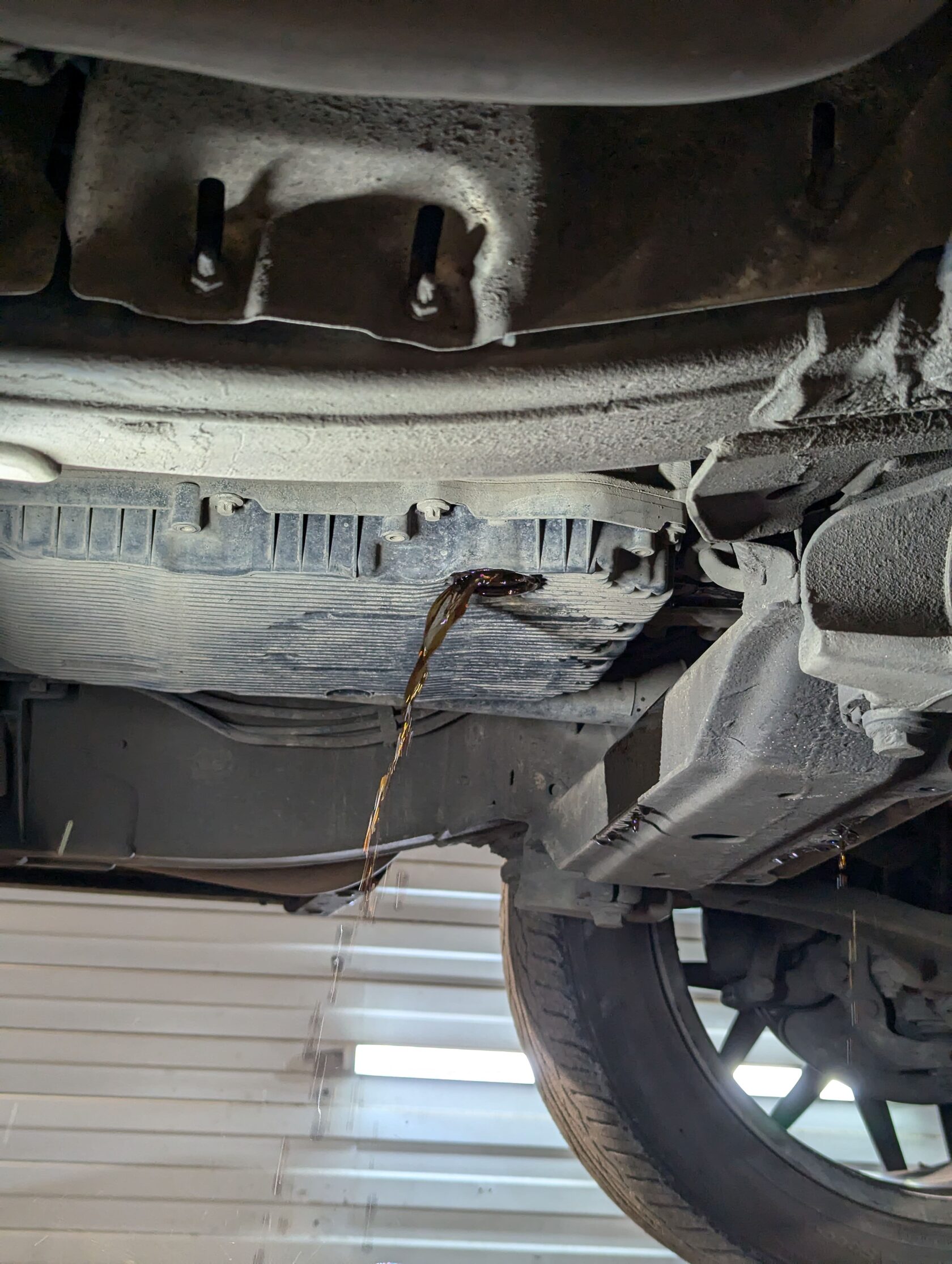 Слив масла Слив масла из АКПП Mercedes 725.0