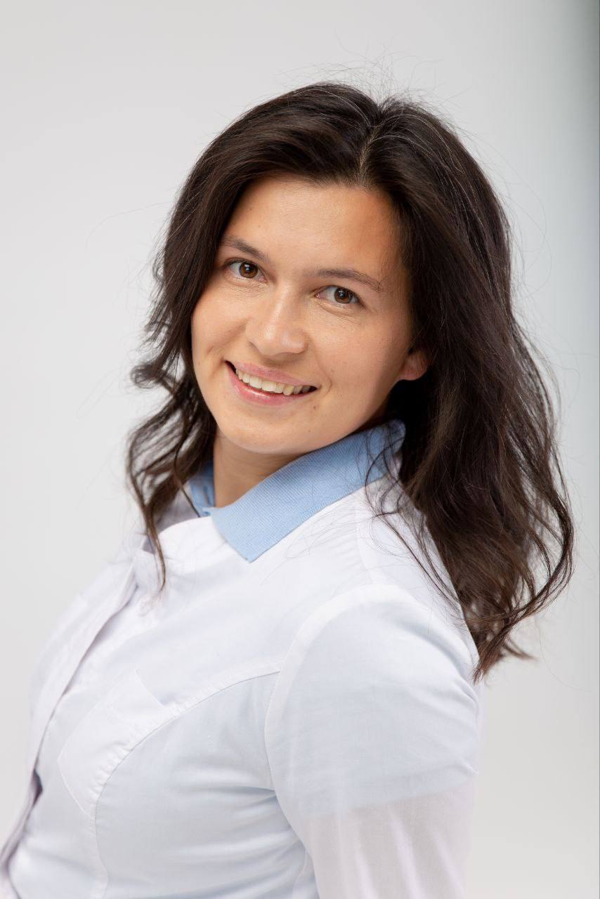 Анна Островерхова