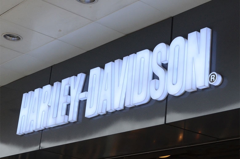 Световые буквы | Объемные буквы на заказ в Москве