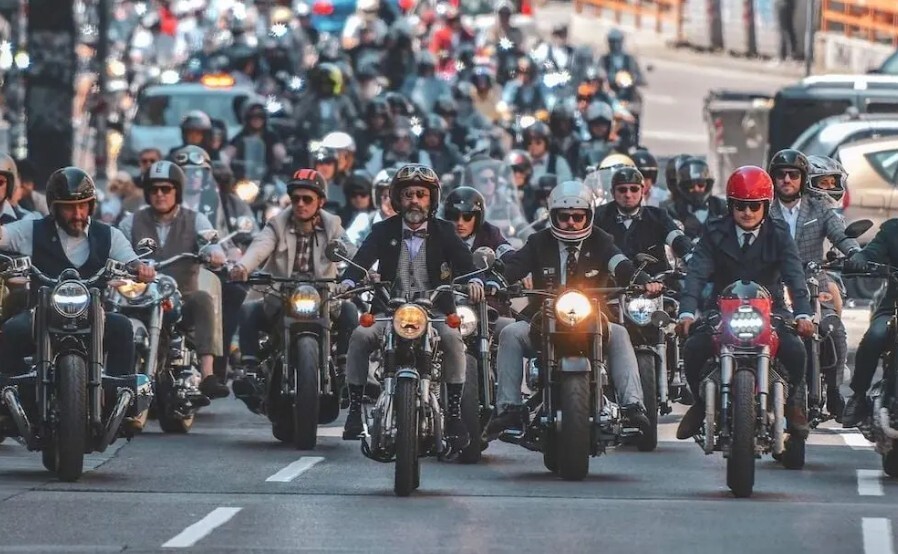 Gentleman's ride в Белграде, Сербия.