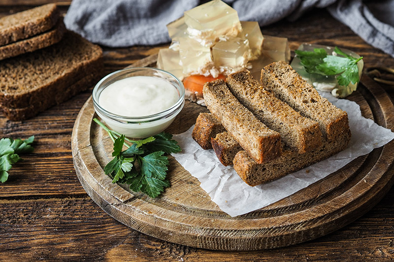 Соус для гренок с сыром и огурцом