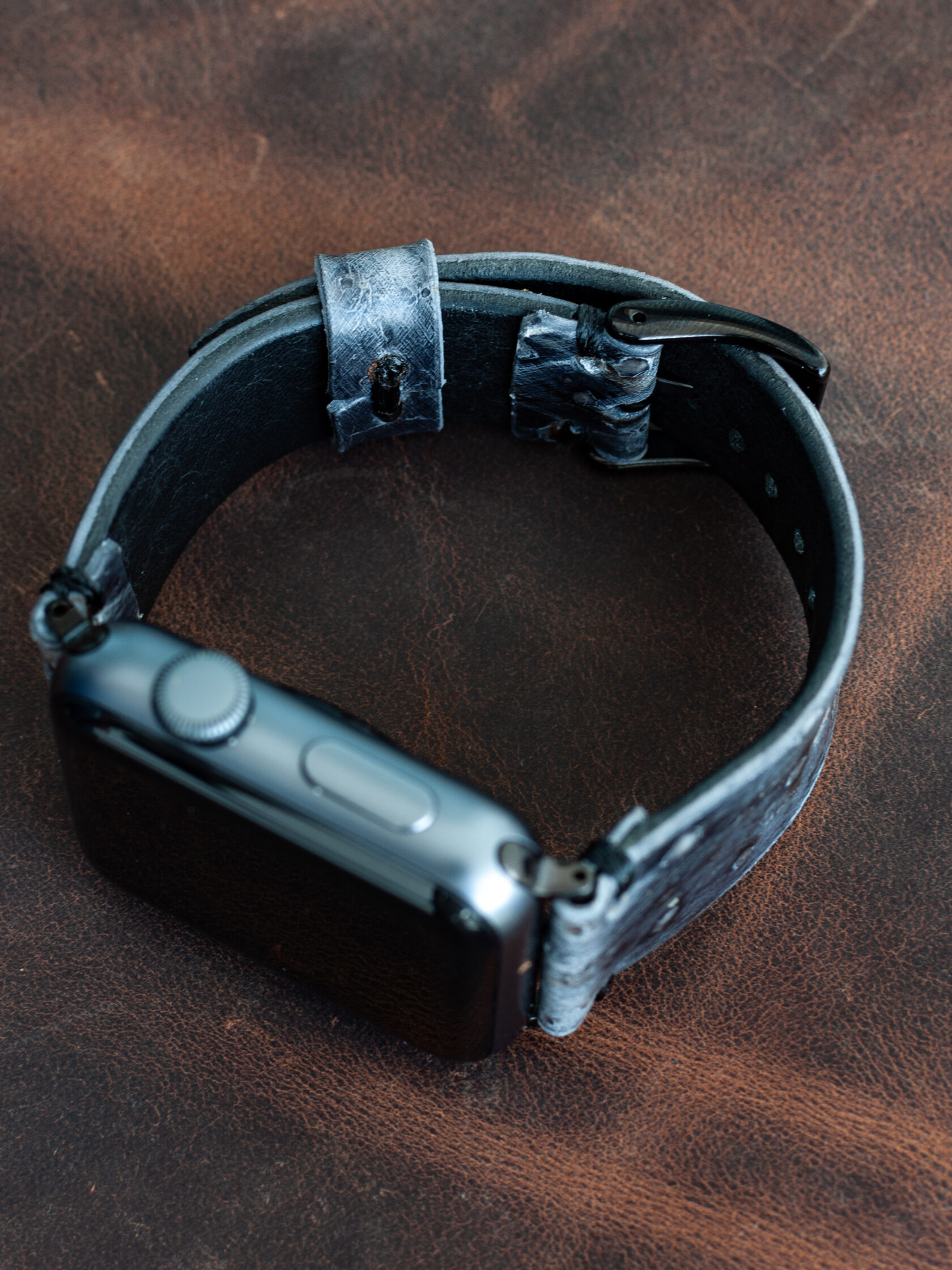 Ремешок из кожи осётра купить