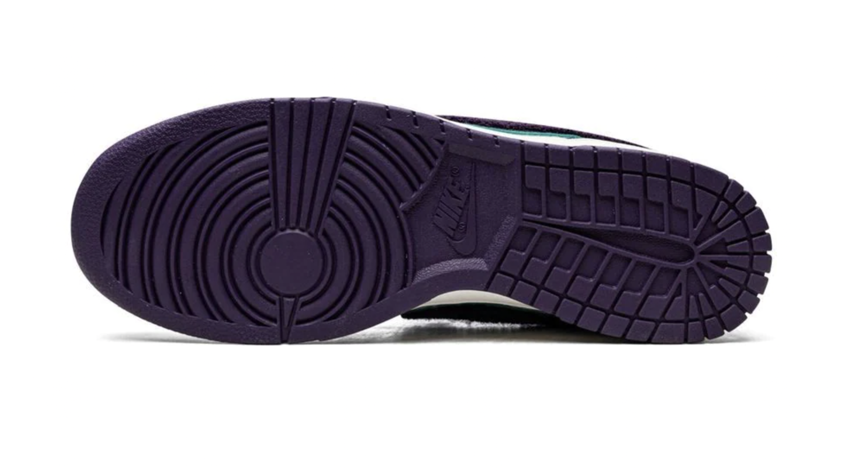 Купить оригинальные кроссовки Nike Dunk Low &quot;Chenille Swoosh - Grand Purple&quot;