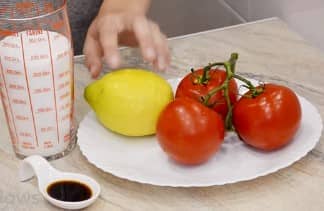 Приготовление варенья из красных помидоров: шаг 1
