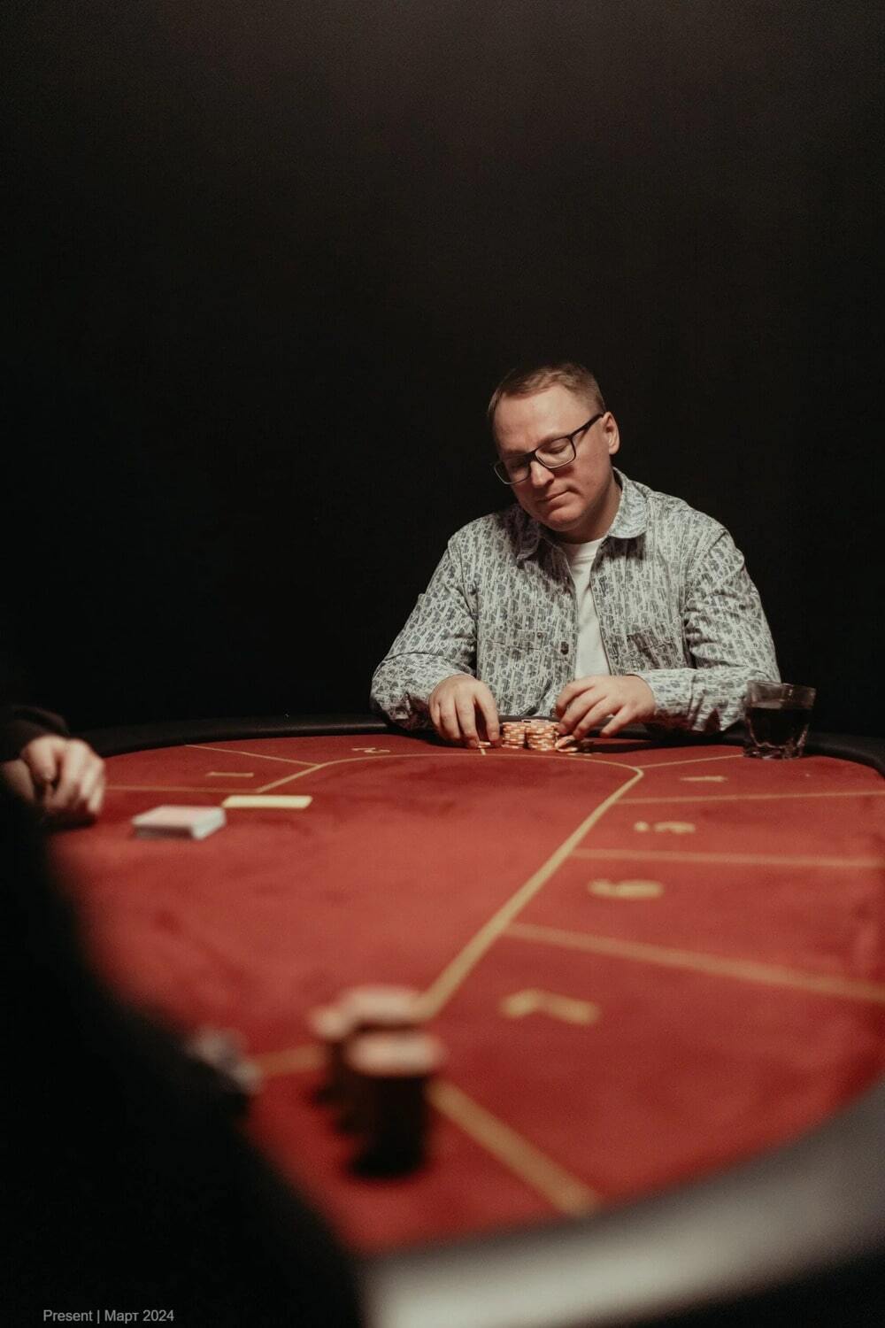 Стол для покера на прокат