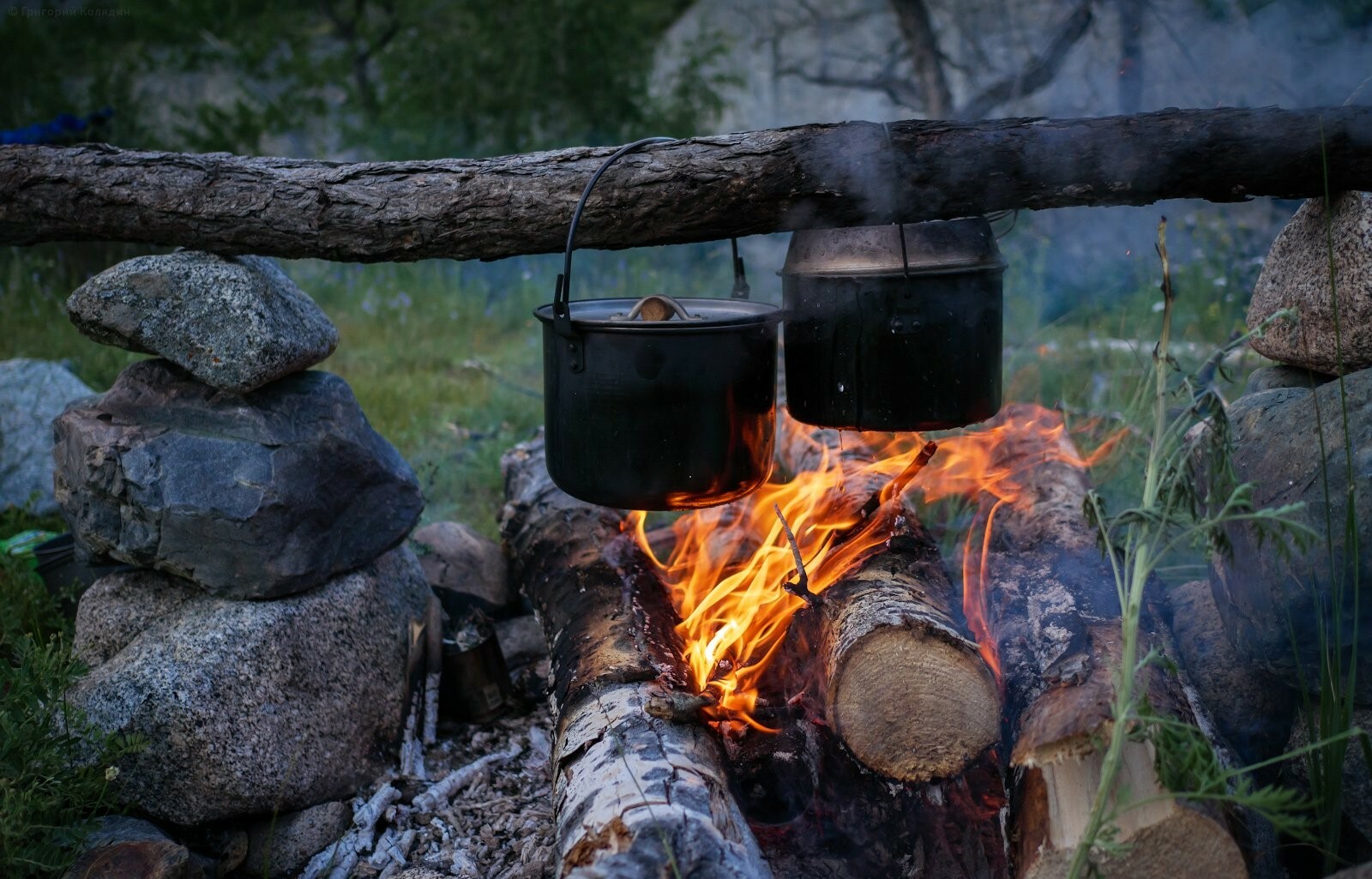 Туристический Кан на огне