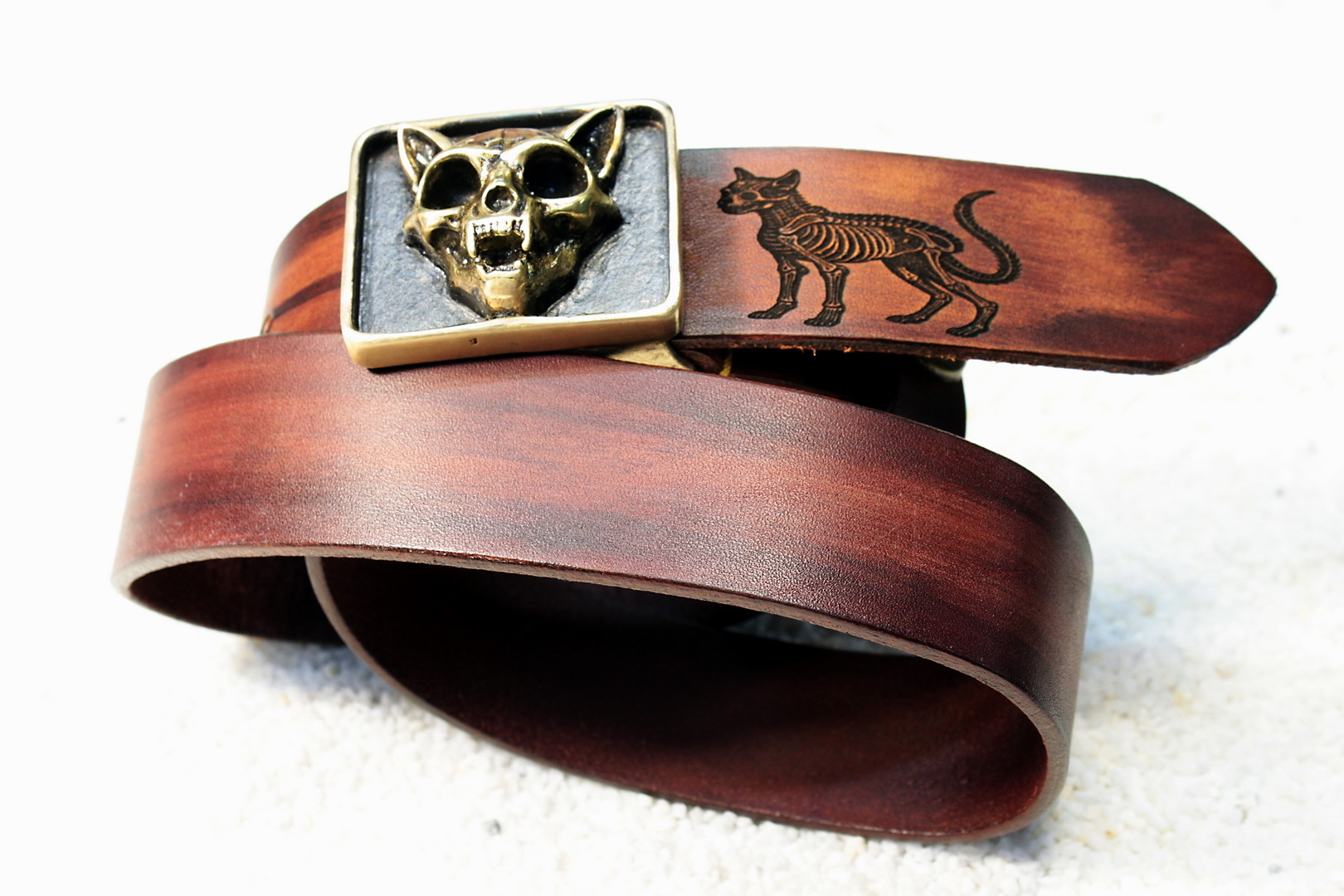 ремень с котом